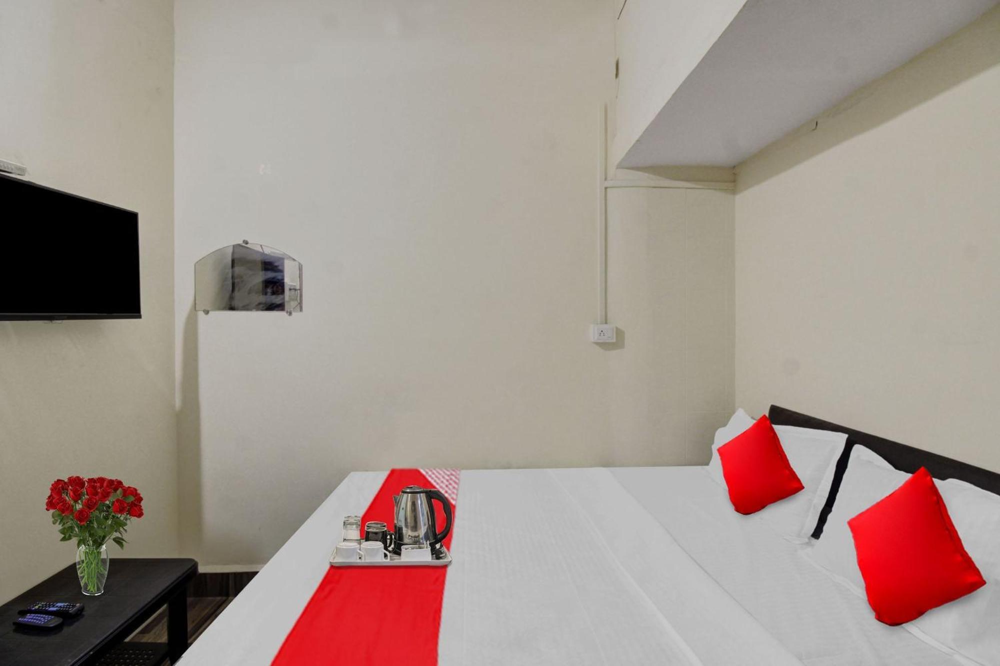 Super Hotel O Mr Nagpur Esterno foto